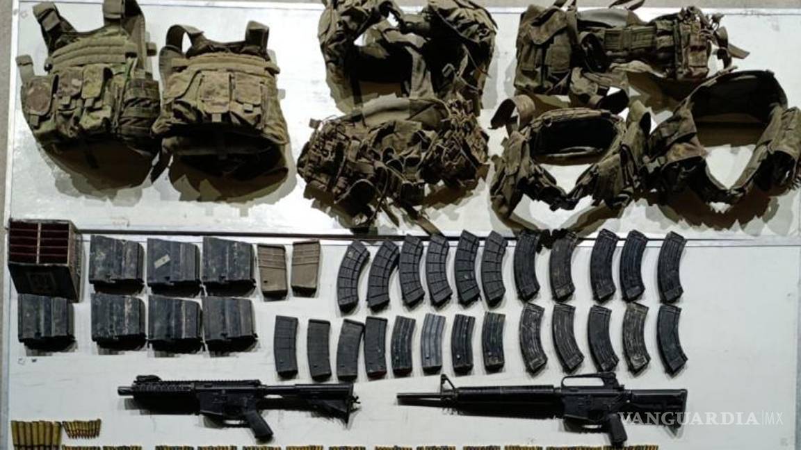 $!Equipo táctico y un arsenal es asegurado en Bustamante, Nuevo León