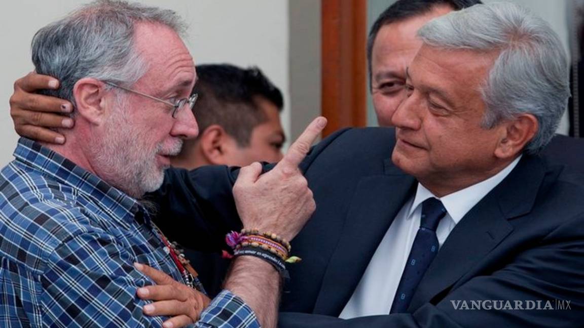 $!'Voy por el beso que me adeudas'... Javier Sicilia anuncia que marchará al Palacio Nacional