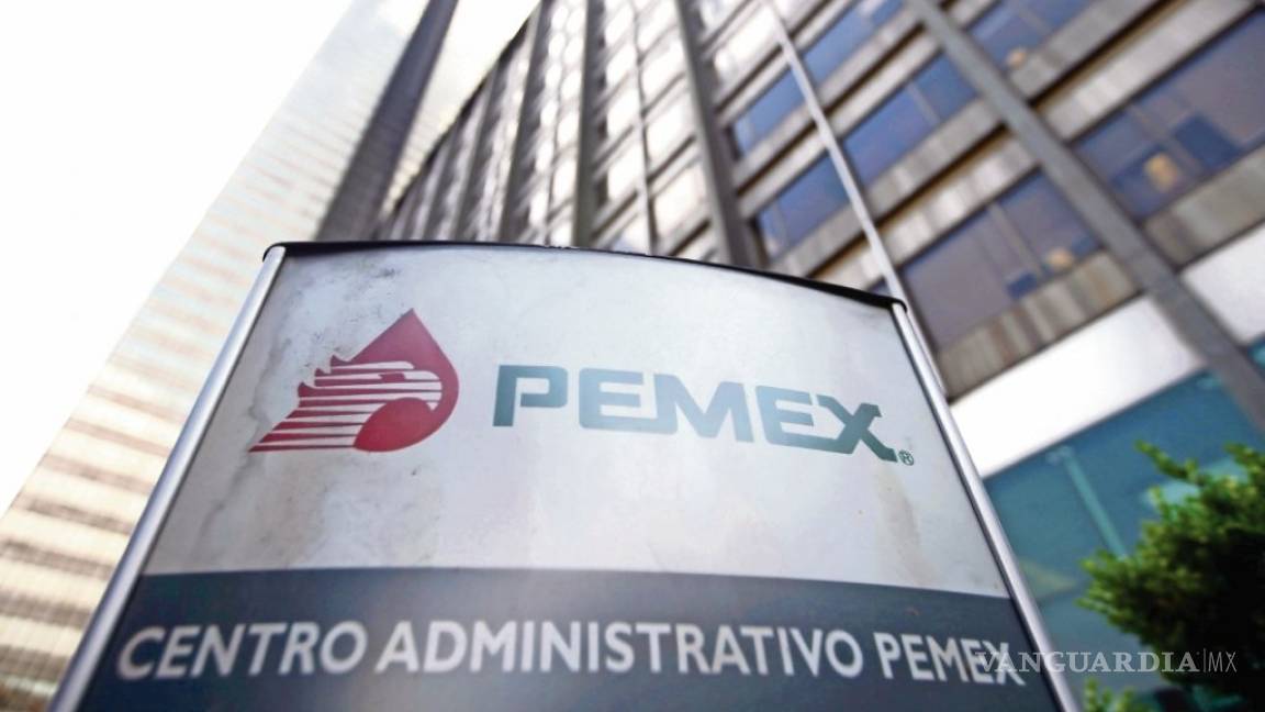 Van por control total de AMLO sobre Pemex