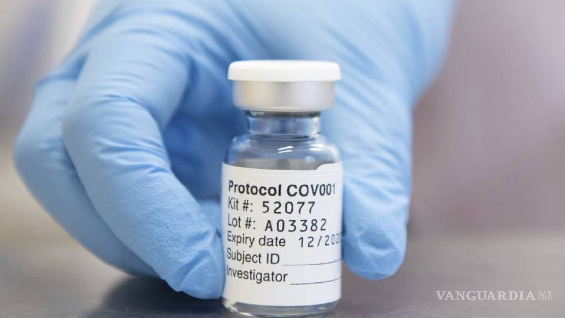 Reino Unido aplica las primeras vacunas de AstraZeneca contra COVID-19