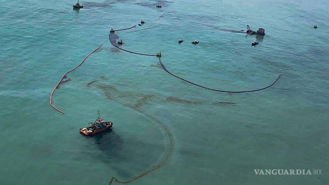 Perú, casi 12 mil barriles vertidos de crudo derramado en el mar