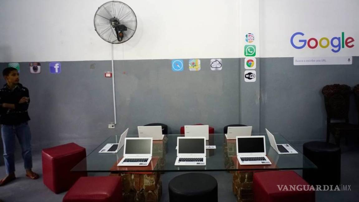 Artista cubano y Google liberan el wi-fi en La Habana