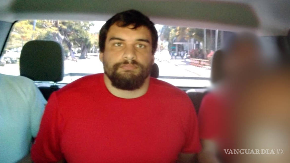 México extradita hijo de Barry Bennett exjugador de la NFL acusado de matar a sus padres