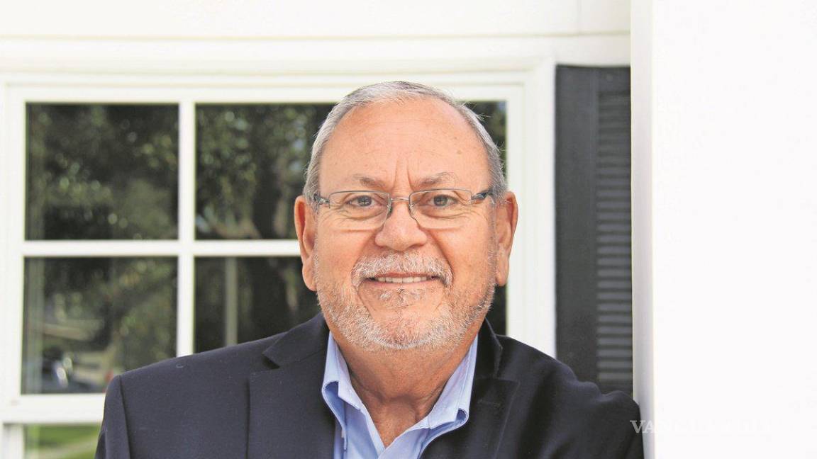 ‘Gobierno mexicano es adicto a las remesas’, asevera dirigente de Movimiento Chicano en EU