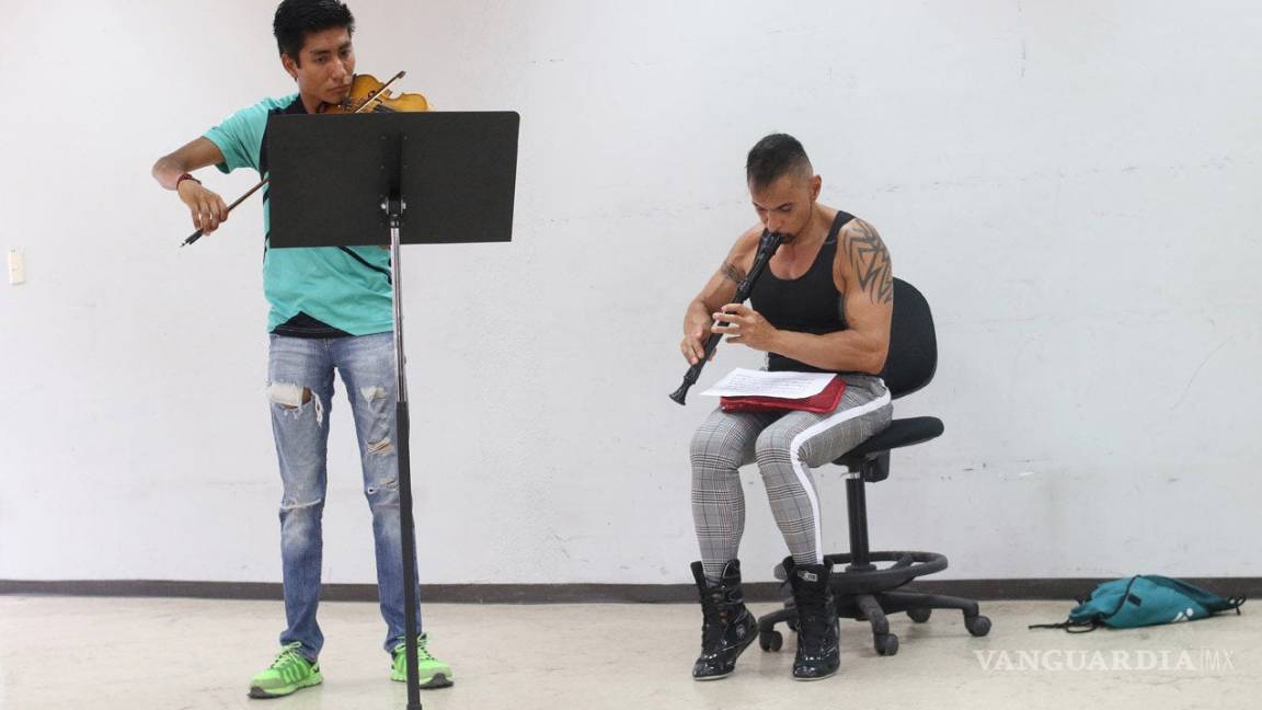 $!El flautista mexicano Horacio Franco da positivo a COVID-19