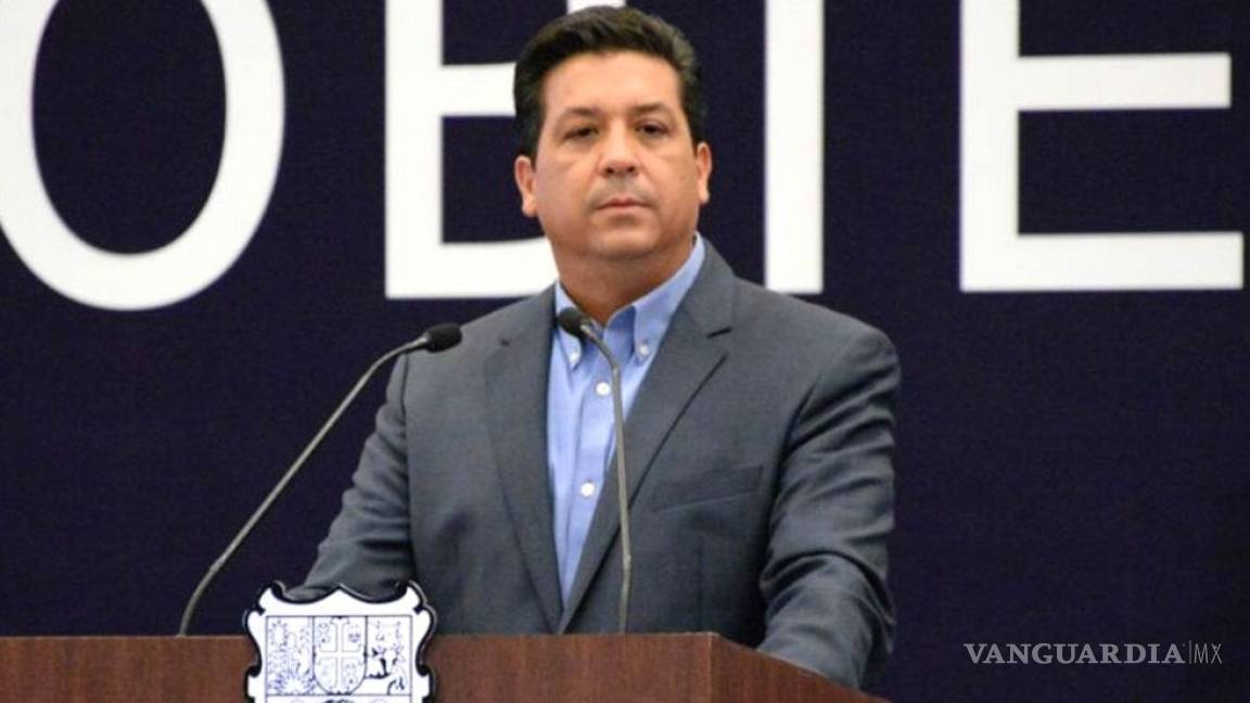 Cabeza de Vaca, gobernador de Tamaulipas, presenta a su nuevo abogado