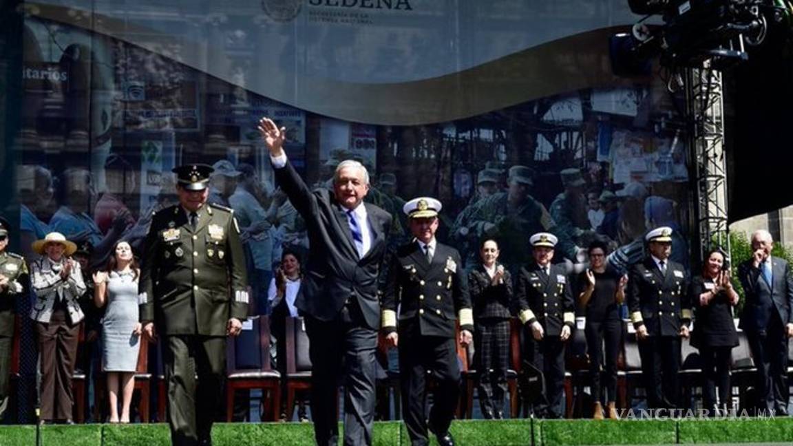 $!AMLO agradece a Fuerzas Armadas por “dar la espalda a la traición y al golpismo”