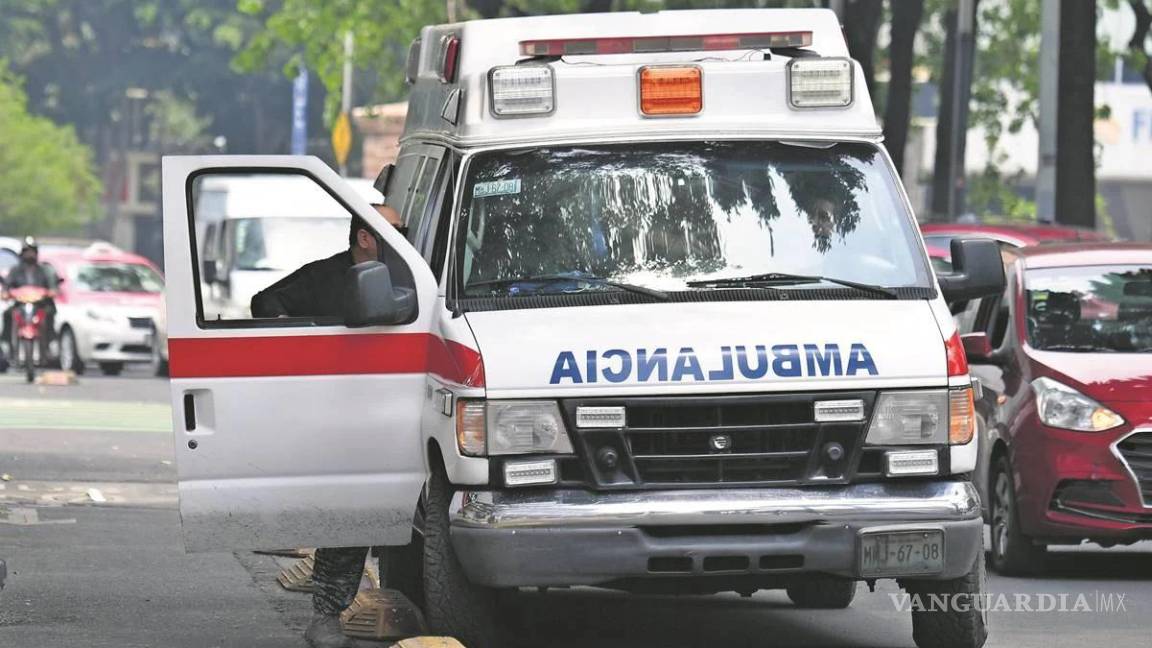 Proponen aplicar multas a ambulancias ‘patito’