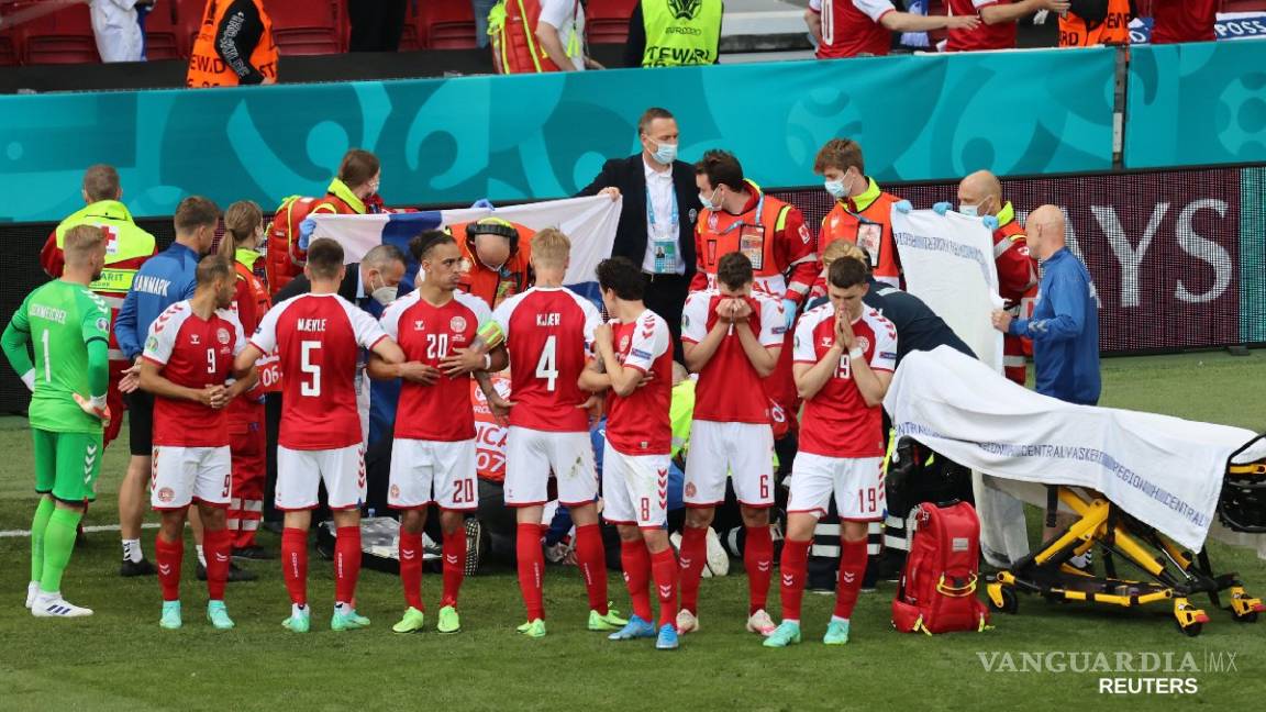 Partido entre Dinamarca y Finlandia se suspende tras caída de Christian Eriksen