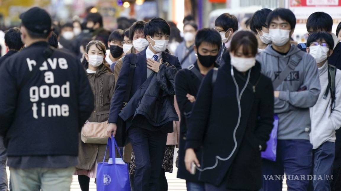 Japón prohíbe entrar a cualquier viajero, excepto residentes, ante nueva cepa de coronavirus