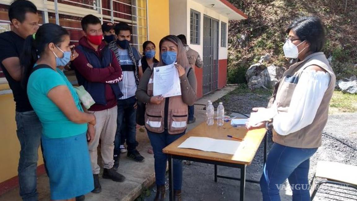 $!Delegado de la 4T 'al fin' regresa "cachito" ganador a pobladores de Veracruz