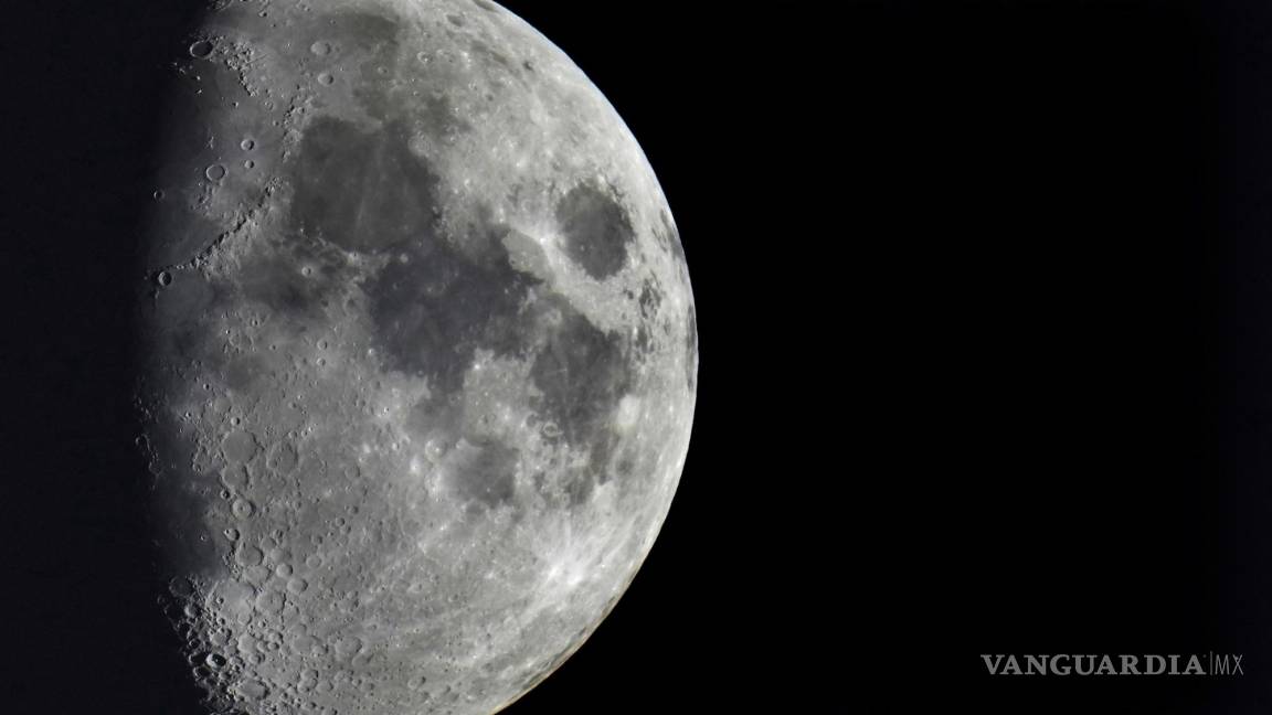 Tres toneladas de basura espacial se estrellará en la Luna el viernes