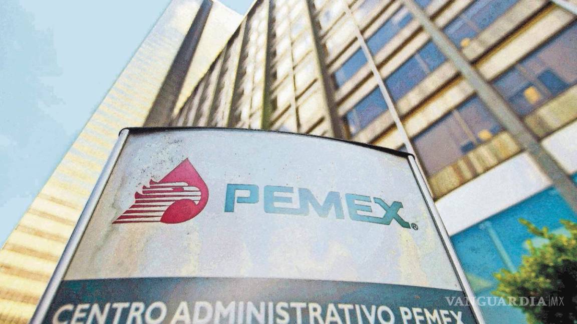 Pemex busca retrasar pagos a contratistas