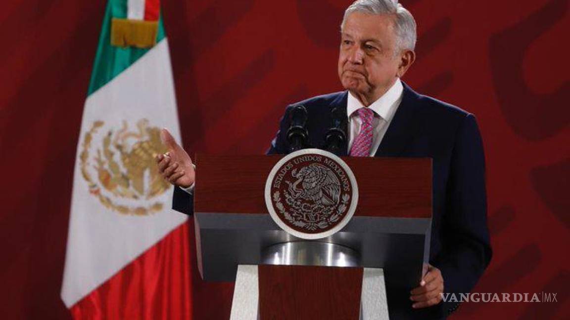 AMLO encarna a la nación, quienes se oponen a él son traidores a la patria, afirman en Morena