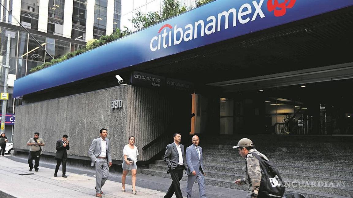 Avanza con cuidado la venta de Banamex: Fraser