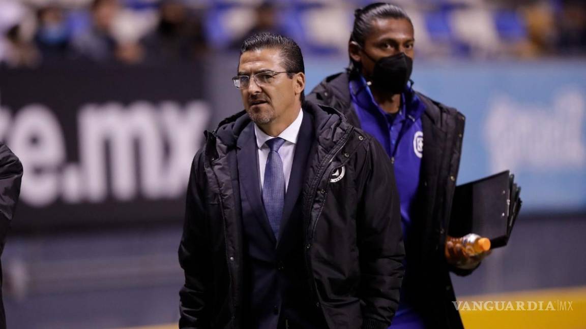 Joaquín Moreno dirigirá, al menos, un partido más con Cruz Azul