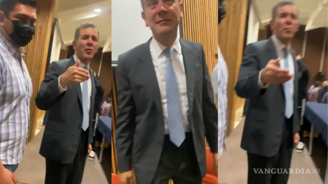 ‘Es un racista y no es bienvenido en la UNAM’; estudiante enfrenta a Lorenzo Córdova en pleno evento (video)