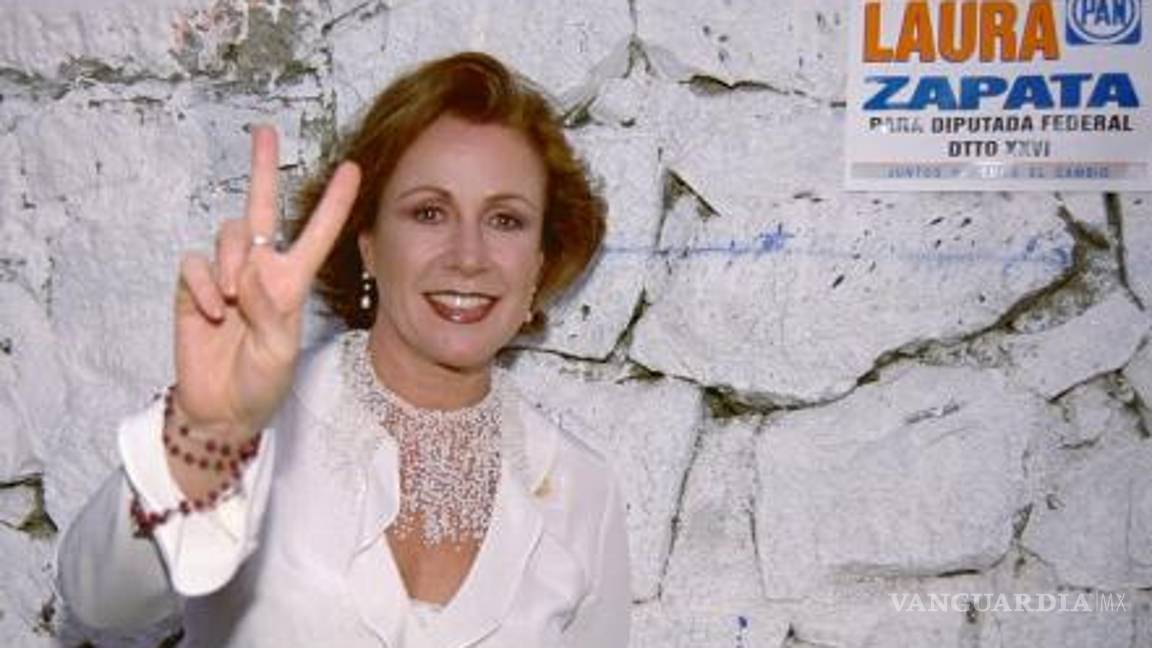 $!De Carlos Villagrán ‘Kiko’ a Laura Zapata, celebridades que saltaron de los escenarios a la política