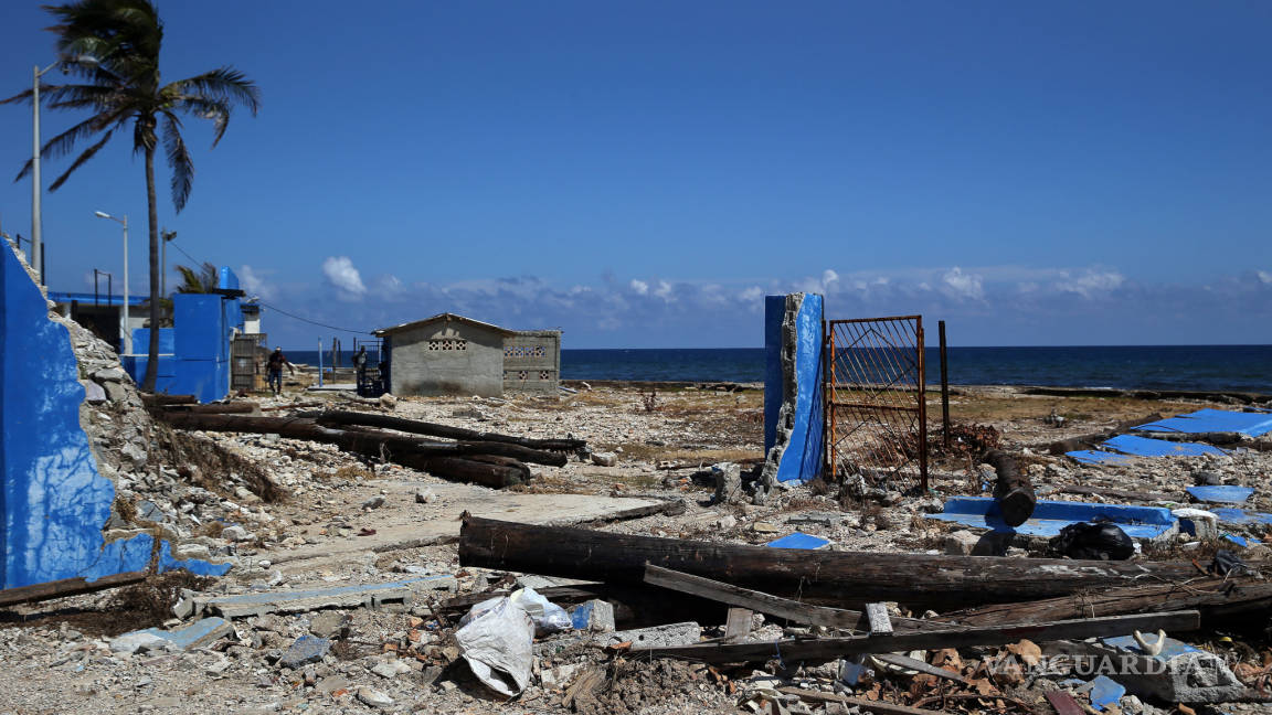 El huracán Irma deja daños en manglares y erosiona playas tras paso por Cuba