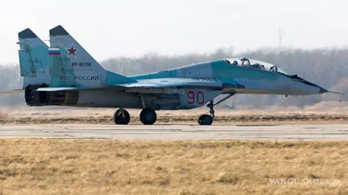 Frustran presunto complot de Ucrania para matar a 77 pilotos rusos con pastel envenenado y whisky