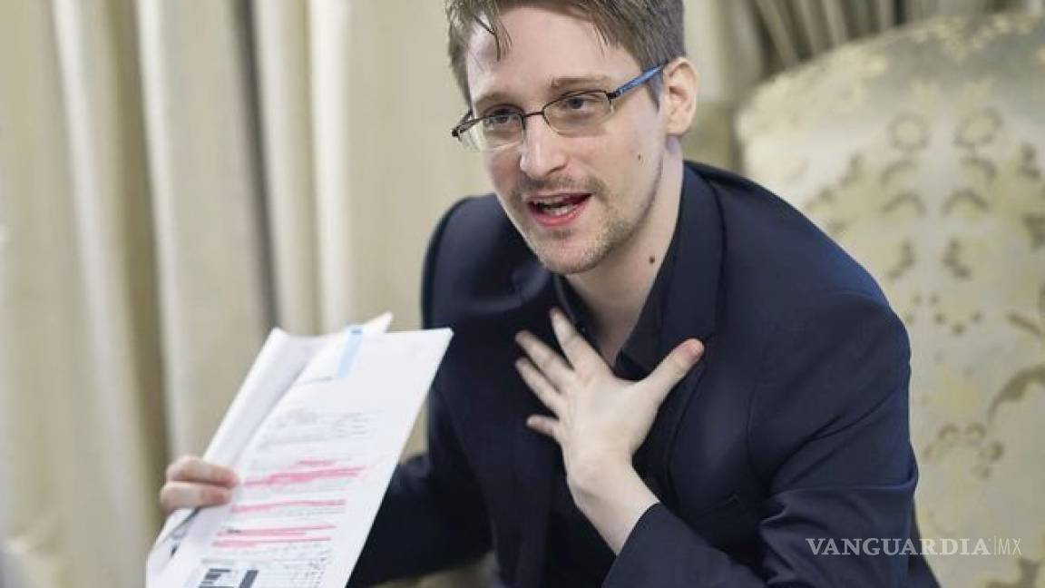 Snowden pide a Macron que le dé asilo en Francia