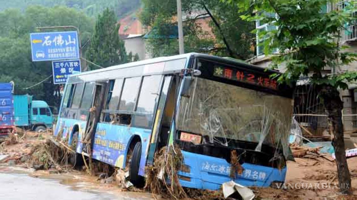 Inundaciones en China dejan 175 muertos y 107 desaparecidos