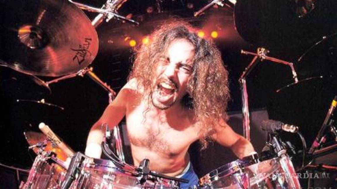 Fallece en el escenario Nick Menza, exbaterista de Megadeth