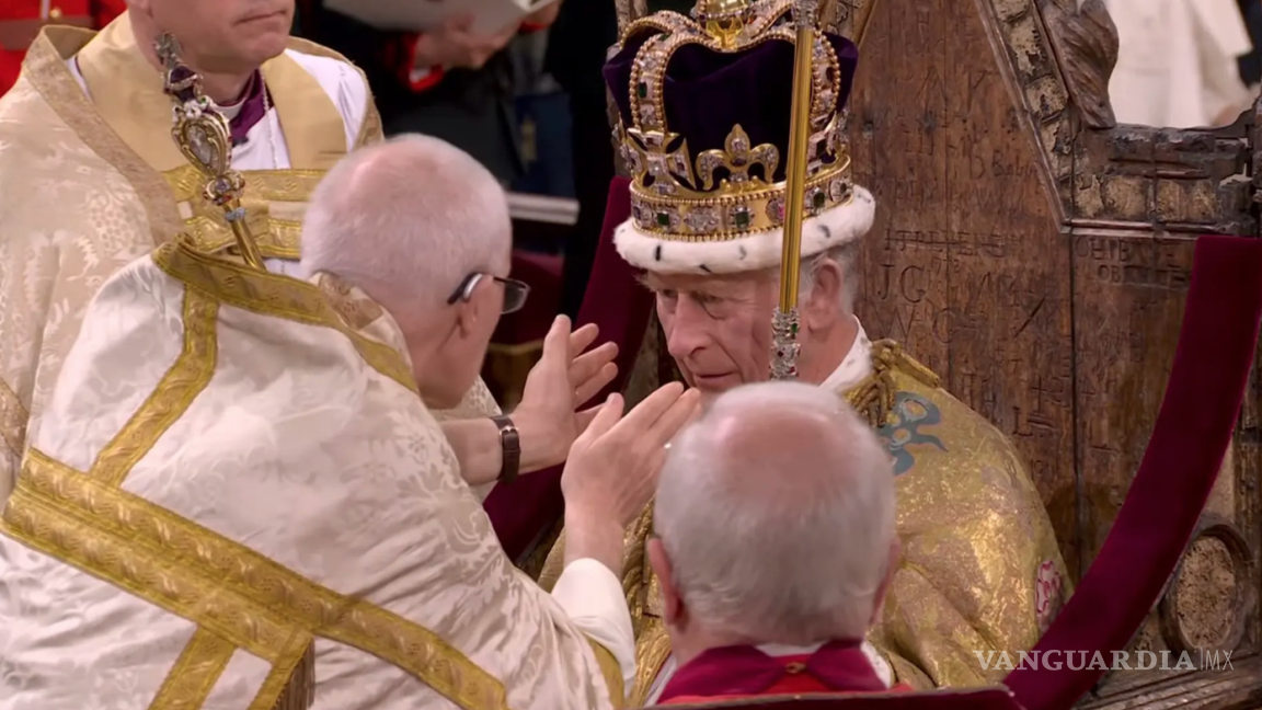 El rey Carlos III del Reino Unido y la reina Camila son coronados en una ceremonia histórica en la Abadía de Westminster