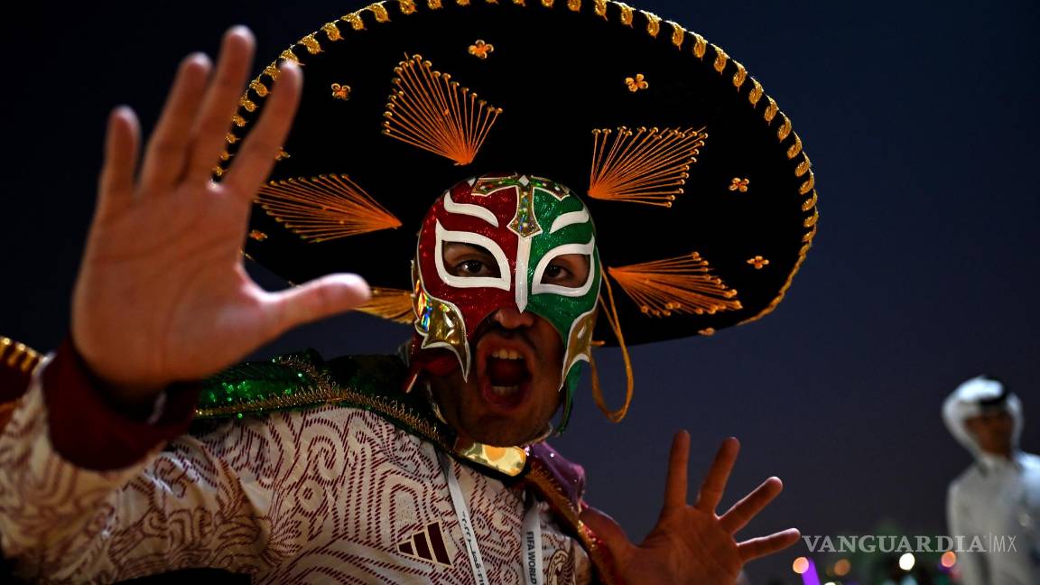 $!Un partidario de México antes del partido de fútbol del grupo C de la Copa Mundial de la FIFA 2022 entre México y Polonia en el Estadio 947 en Doha, Qatar.