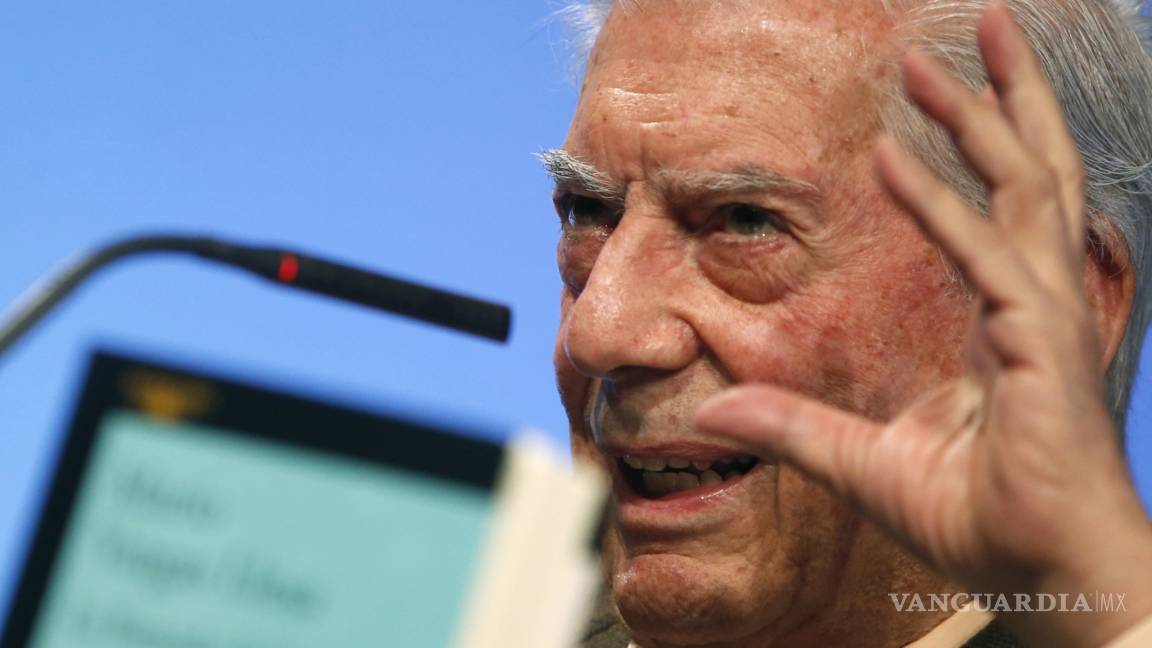 Si los mexicanos votan por AMLO sería “suicidio democrático”: Vargas Llosa