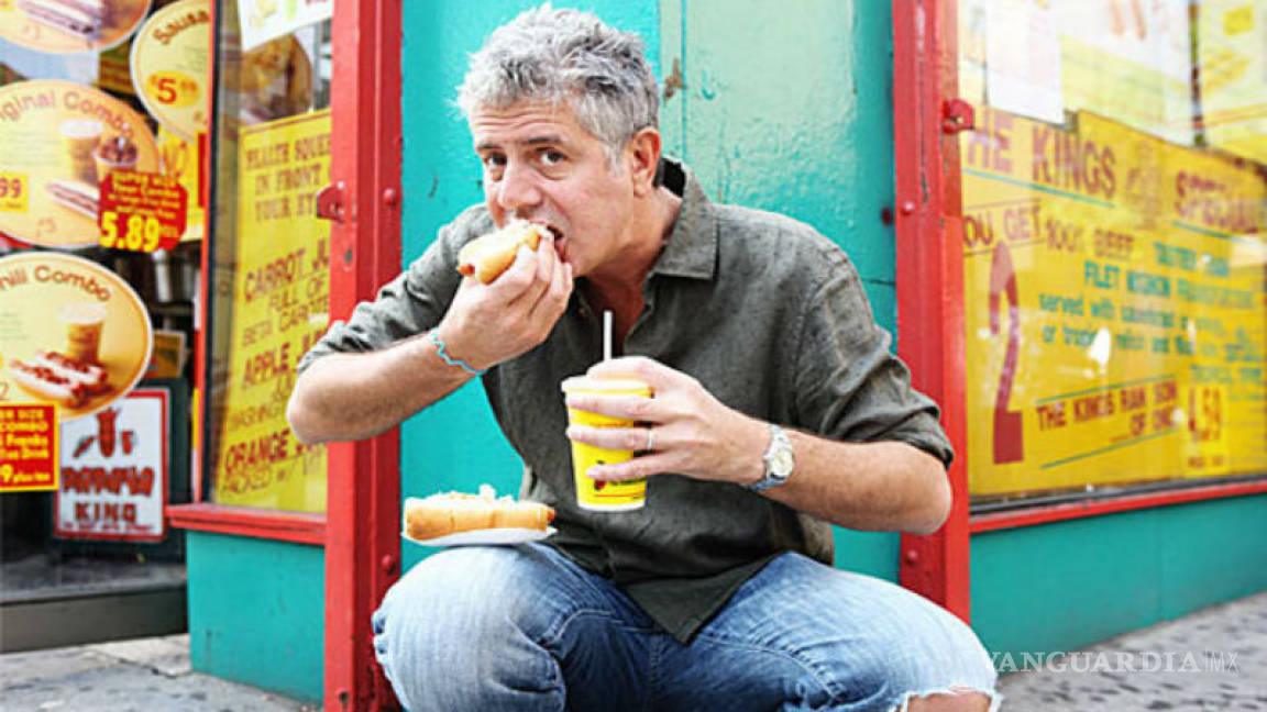 Anthony Bourdain estuvo en Coahuila y se comió unos tacos