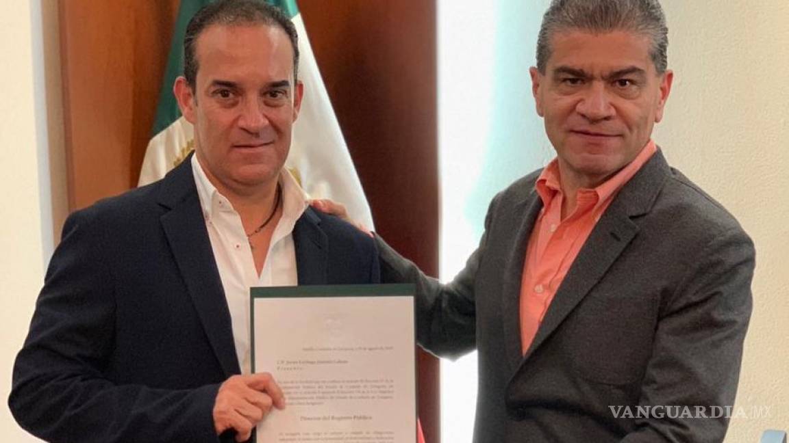 Miguel Riquelme nombra a Javier Lechuga como nuevo Director del Registro Público
