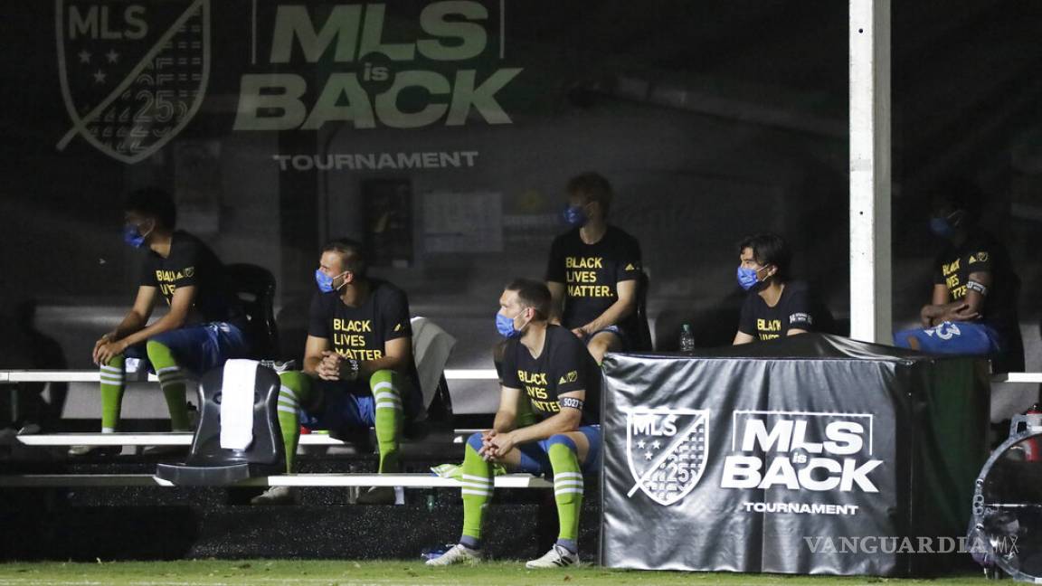 MLS suspende partido por positivo de un jugador