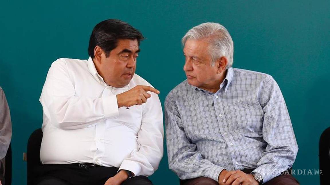 ‘La iniciativa original fue de Miguel Barbosa’, confiesa AMLO sobre marcha del 27N