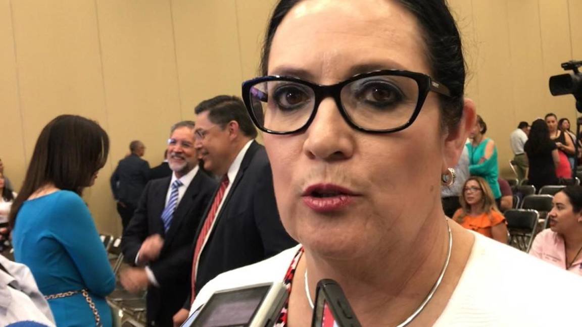 $!Contadores no hacen nada que el contribuyente no acepte, dice diputada por polémica del SAT