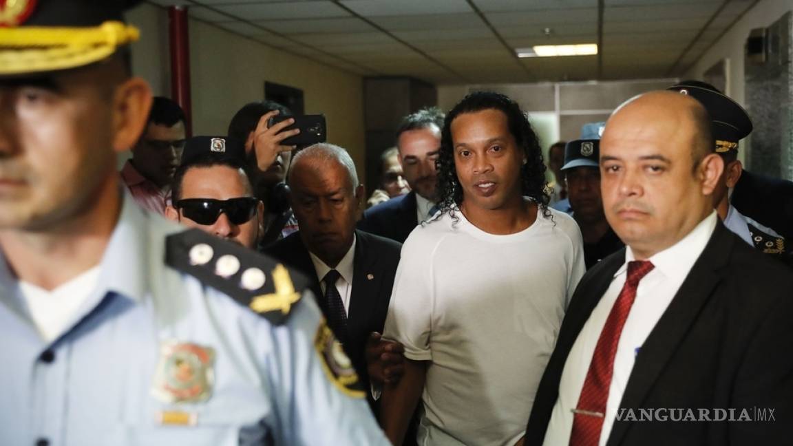 Ronaldinho saldría libre en 15 días