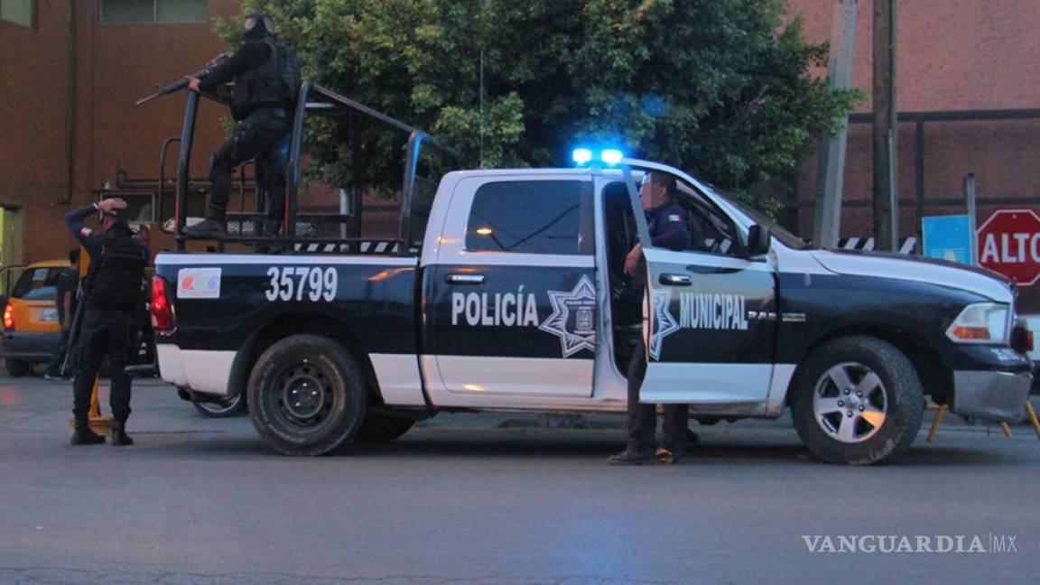 Grupo armado “levanta” a persona en colonia de Torreón