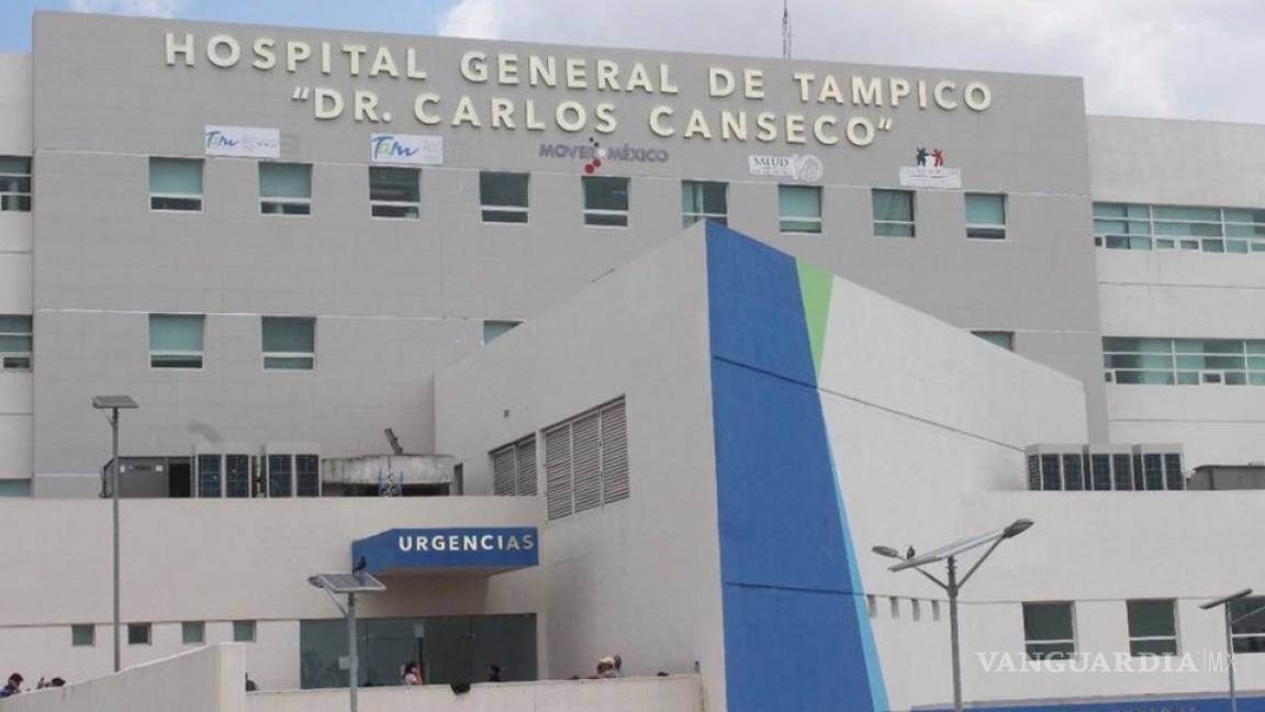 Directora de hospital de Tampico hizo vacunar a familiares y funcionarios, la cesan