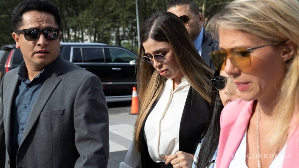 Emma Coronel llega a corte de EU para escuchar la sentencia de 'El Chapo'