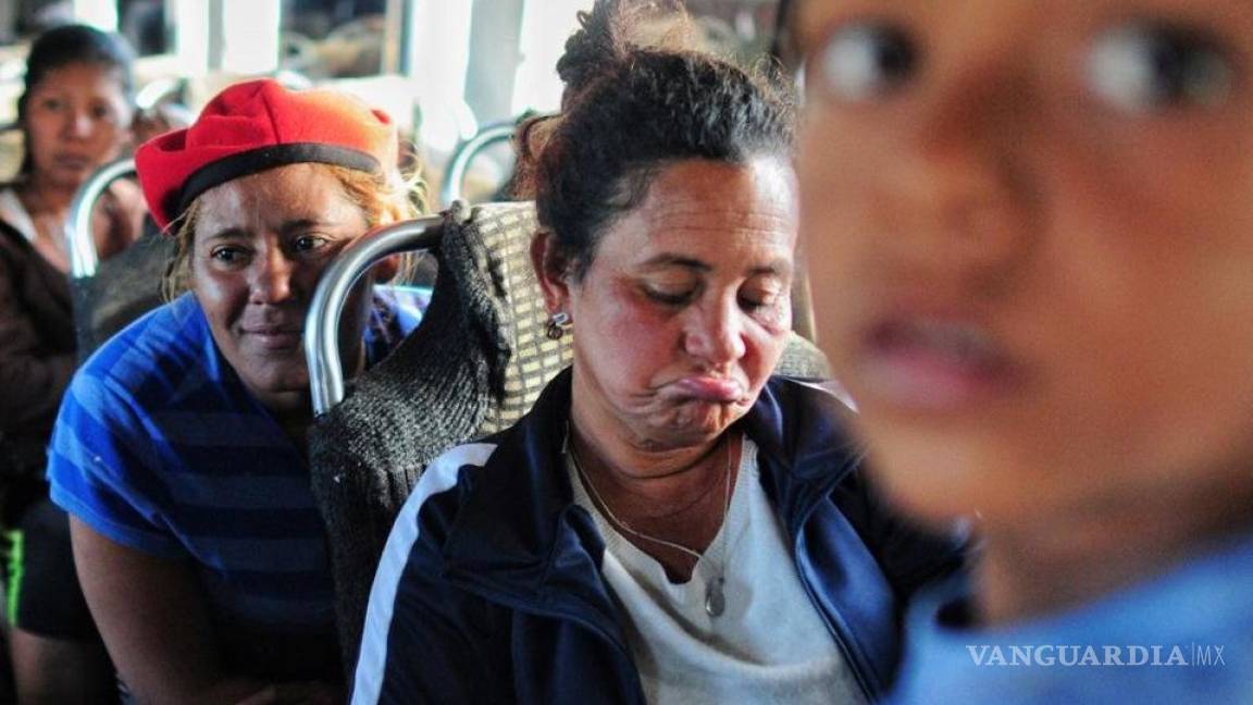 Migrantes llegan a Tijuana sin saber cómo pedir asilo