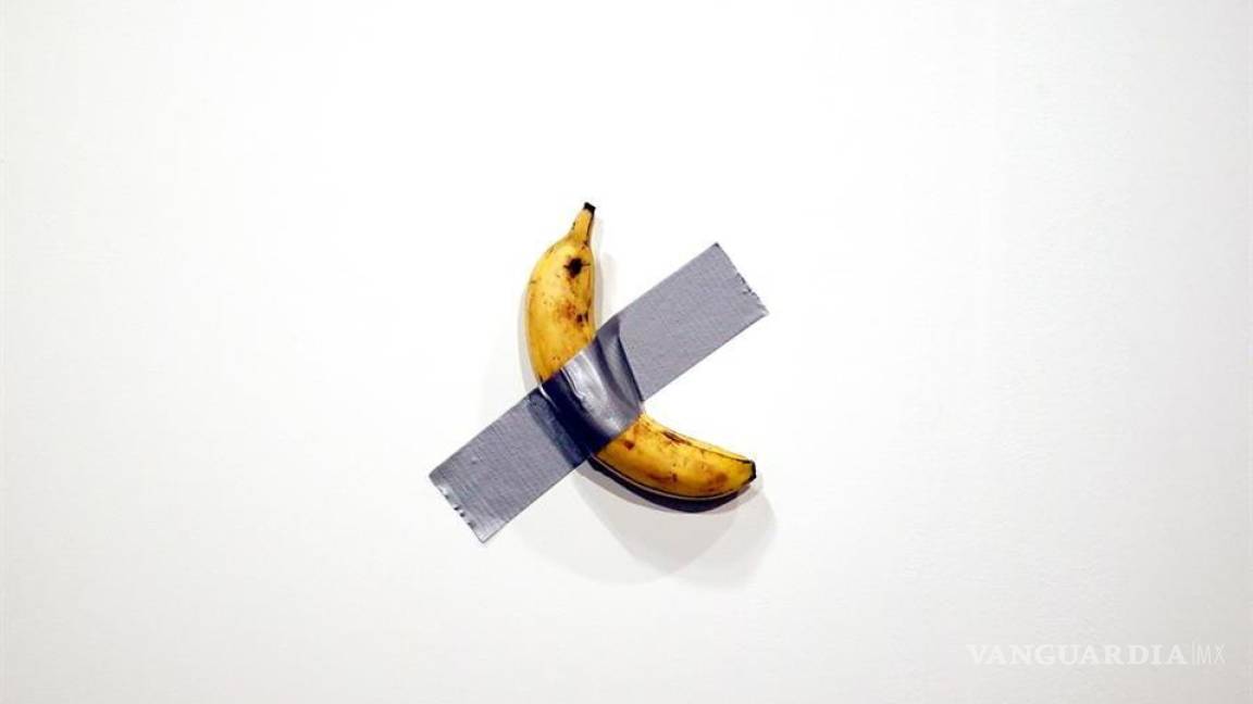 Un plátano pegado a la pared fue vendido por más de dos mdp en feria de arte