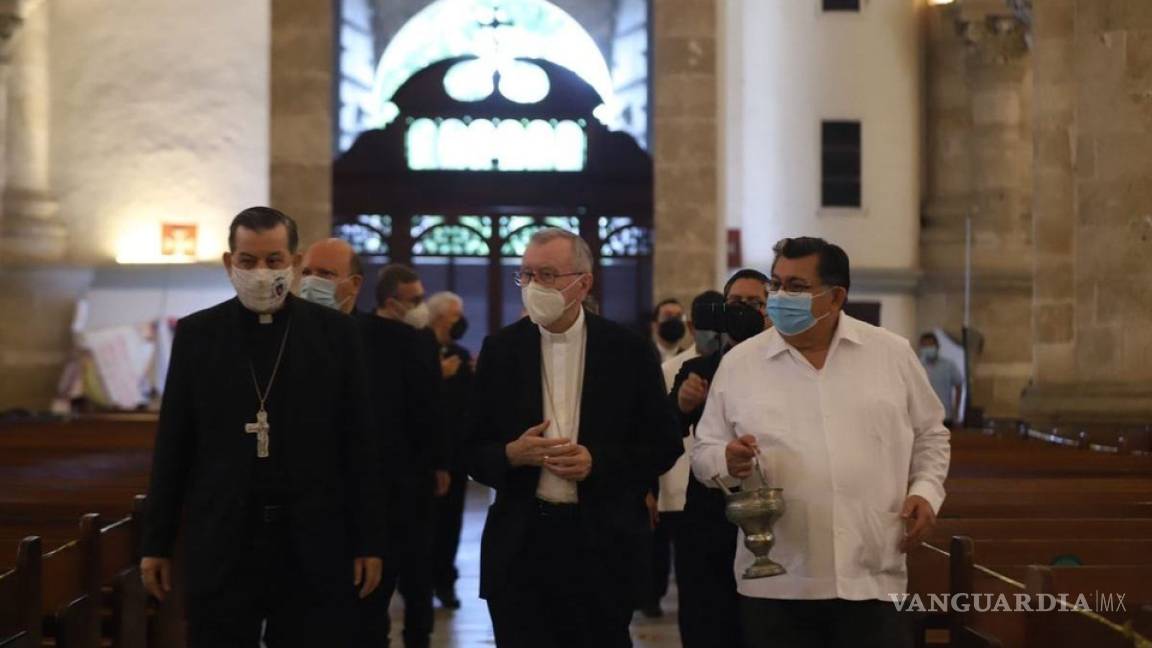 Llama Vaticano a México a unir fuerza ante COVID; visita secretario de Estado al país