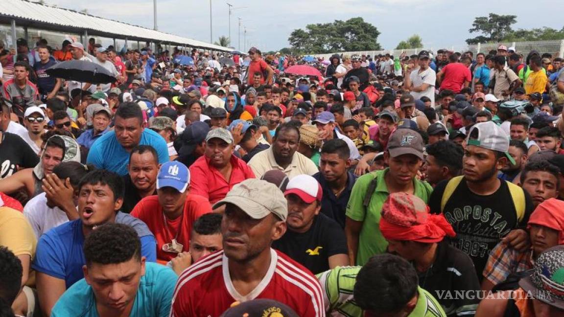 &quot;México le hace el trabajo sucio a EU&quot;: Se indignan en redes sociales por trato a caravana migrante