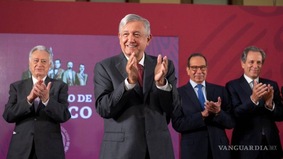 &quot;¿A poco la prensa no aplaude?&quot;, dice AMLO, ¿burla a Peña Nieto?