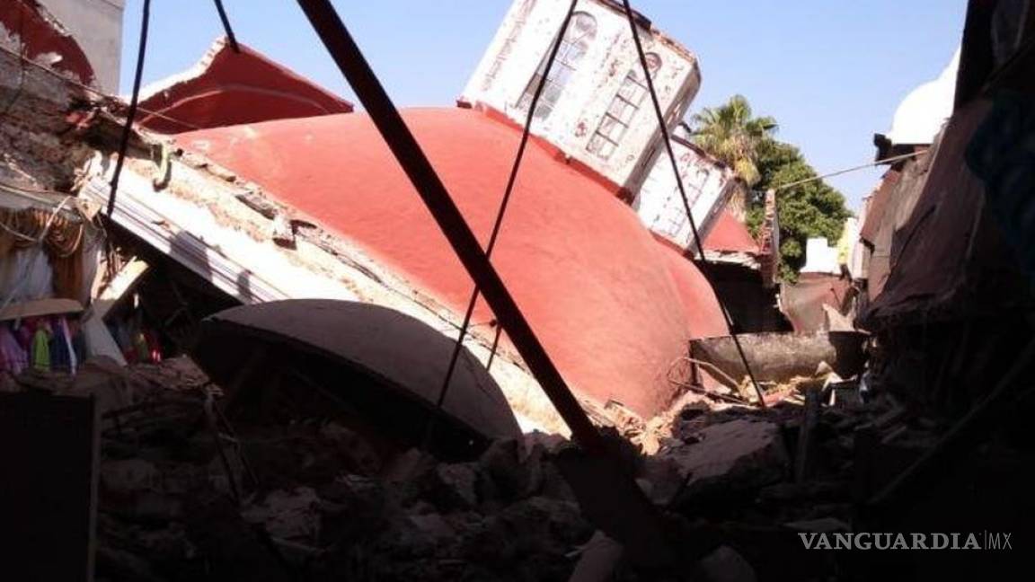 Se derrumba techo de tienda en Cuautla, Morelos