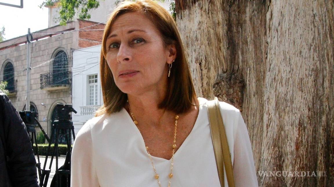 Tatiana Clouthier le entra al cumbión en calles de Monterrey (Video)