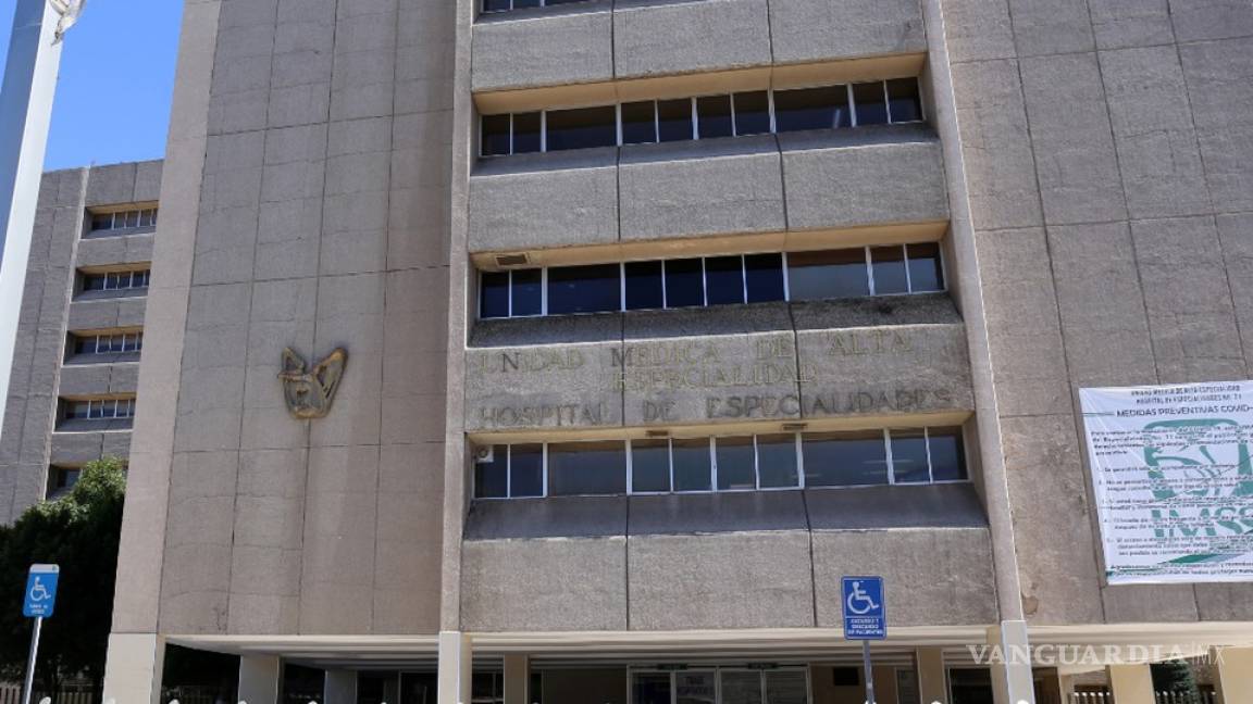 Padre encuentra a su hijo de 14 años golpeado e inconsciente en clínica del IMSS Torreón