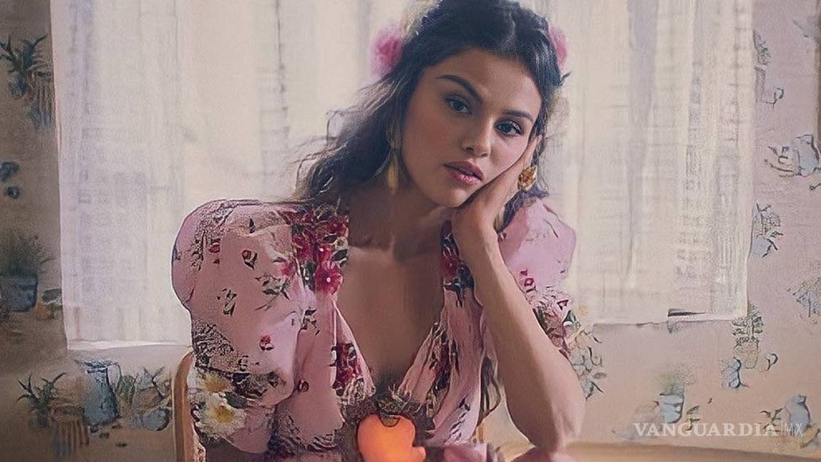 $!‘Calla Tú’ y ‘De Una Vez’, los estrenos musicales de Danna Paola y Selena Gomez