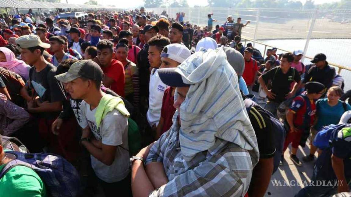 Caravana Migrante tiene 'ingreso controlado' a México desde Chiapas