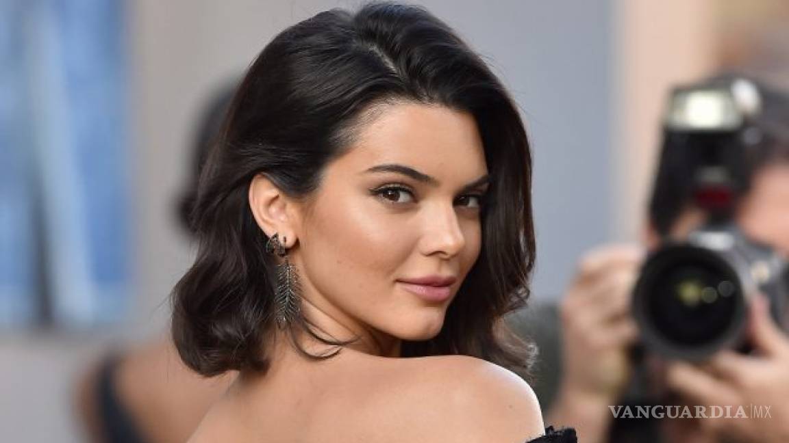 Kendall Jenner niega embarazo, 'sólo me gustan los panecillos'